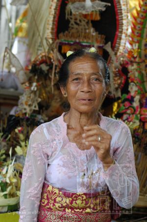 Woman w offerings 40 3 wm.jpg